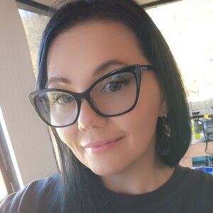 Meet your Posher, Hope